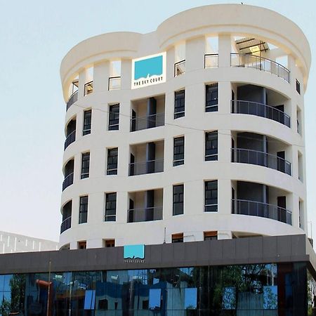 เดอะ สกาย คอร์ท โฮเต็ล Hotel ออรังกาบัด ภายนอก รูปภาพ