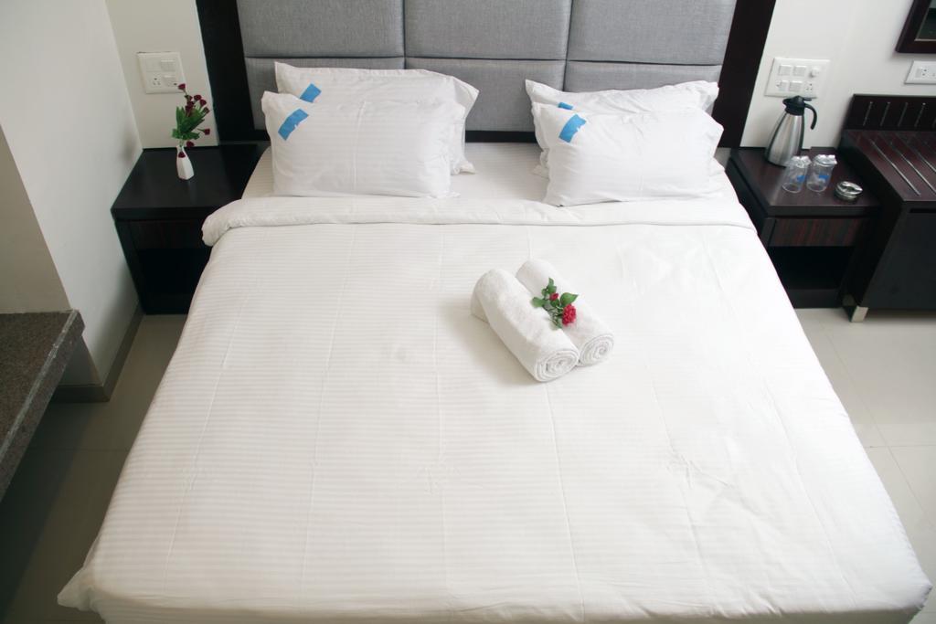 เดอะ สกาย คอร์ท โฮเต็ล Hotel ออรังกาบัด ห้อง รูปภาพ